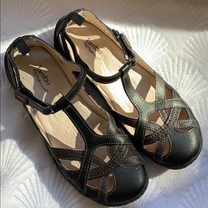 Jambu Memory Foam Shoes